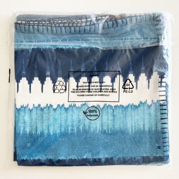 NWT 4 Figue Ikat Stripe Navy Napkins - Picture 6 of 10